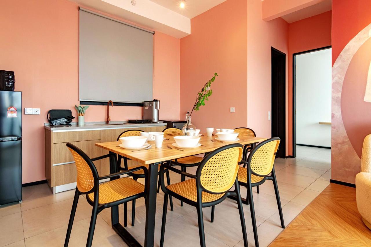 Urban Suites, Signature Collection By Stellar Alv Jelutong Luaran gambar